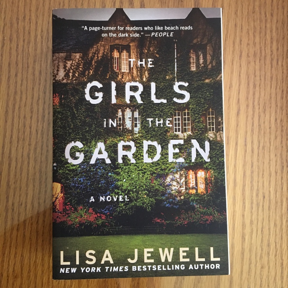 The Girls in the Garden- Lisa Jewell